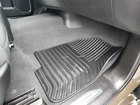 Used 2023 GMC Sierra 1500 Elevation image 43