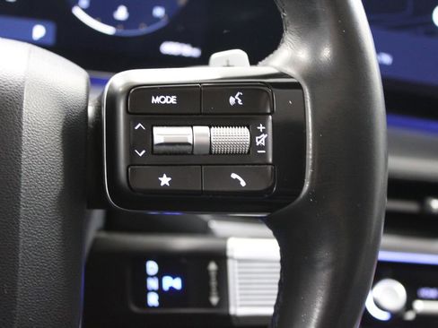 Used 2024 Hyundai Santa Fe Limited image 39