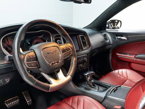 Used 2021 Dodge Charger SRT Hellcat RWD image 9