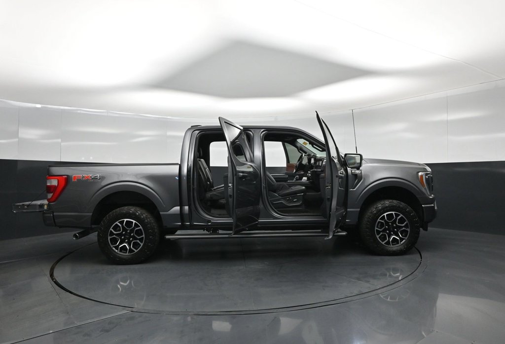 Used 2021 Ford F150 Lariat w/ Equipment Group 502A High AWD/4WD image 4