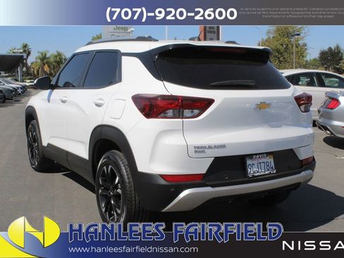 Used 2023 Chevrolet TrailBlazer LT w/ Convenience Package AWD/4WD image 9