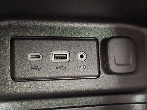 Used 2024 Chevrolet Equinox LS AWD/4WD image 26