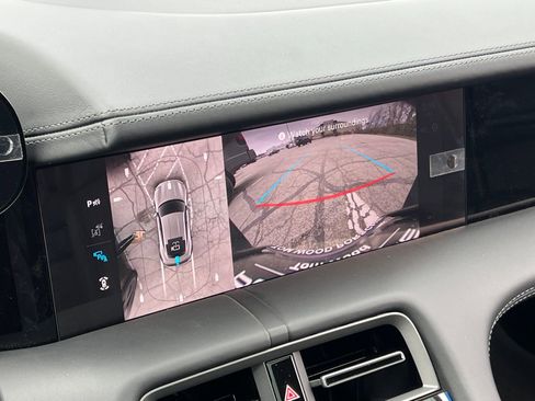 New 2026 Porsche Taycan 4S AWD/4WD image 27