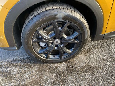 New 2025 Dodge Hornet GT w/ Tech Pack AWD/4WD image 13