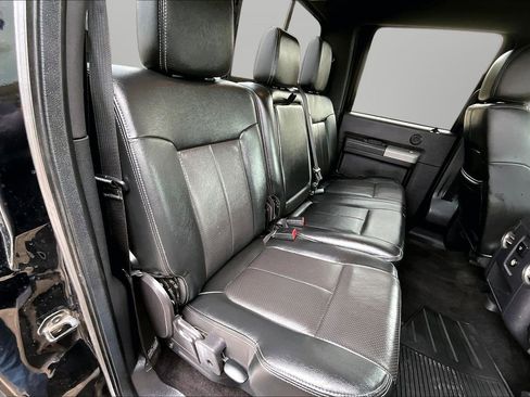 Used 2016 Ford F250 Lariat w/ Lariat Interior Package image 17
