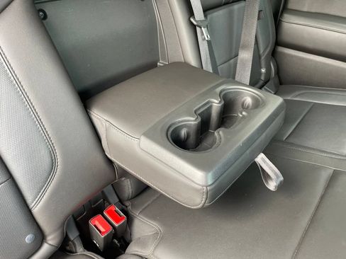 Used 2019 Chevrolet Silverado 1500 High Country AWD/4WD image 33