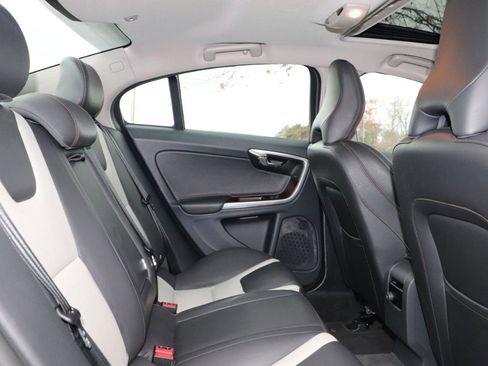Used 2016 Volvo S60 T5 Cross Country Platinum AWD/4WD image 36