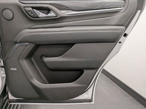 Used 2021 GMC Yukon Denali w/ Denali Ultimate Package image 24