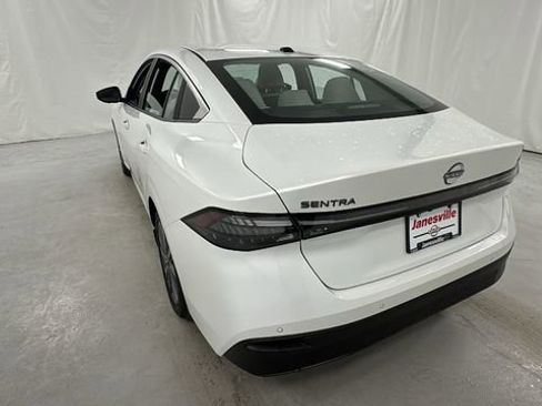 New 2026 Nissan Sentra SL w/ Floor Mat Package FWD image 5
