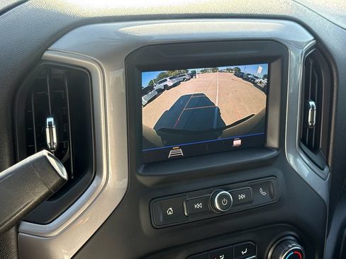 Used 2022 Chevrolet Silverado 2500 Custom w/ Custom Value Package AWD/4WD image 25