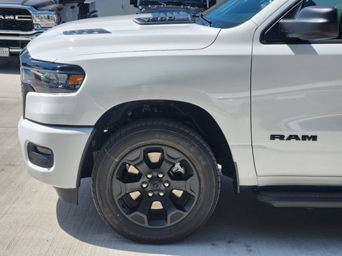 New 2026 RAM 1500 Express AWD/4WD image 10