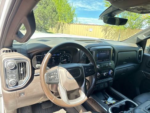 Used 2020 GMC Sierra 2500 Denali w/ Denali Ultimate Package AWD/4WD image 14