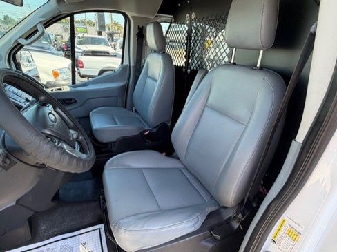Used 2015 Ford Transit 250 130 Low Roof image 15