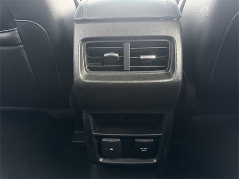 Used 2020 Ford Edge SEL w/ Convenience Package image 14