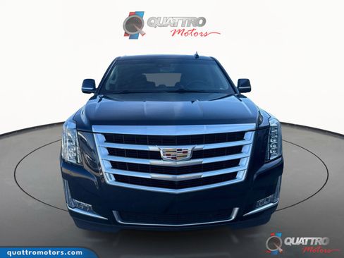 Used 2019 Cadillac Escalade Luxury image 9