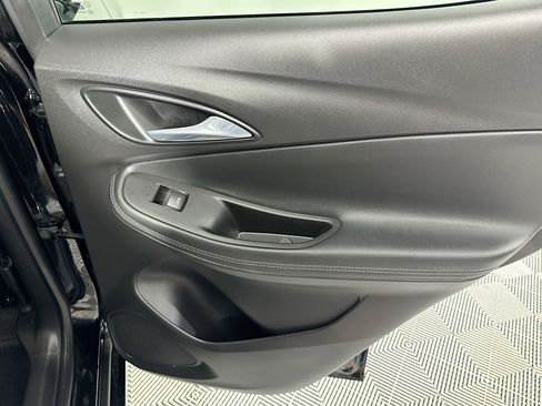 Used 2021 Buick Encore GX Essence w/ Advanced Technology Package image 27