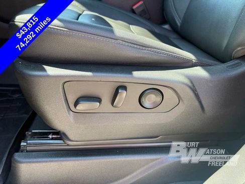 Used 2022 Chevrolet Tahoe LT w/ Luxury Package AWD/4WD image 13