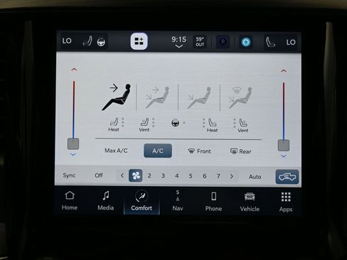 Used 2024 RAM 1500 Laramie image 22