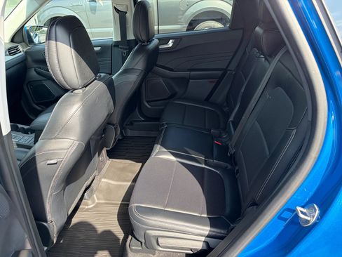 Used 2021 Ford Escape SEL w/ Technology Package AWD/4WD image 9
