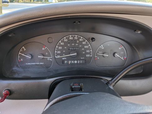 Used 1996 Ford Ranger XL image 12