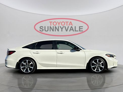 Used 2025 Honda Civic Sport Touring image 9