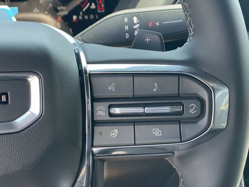 New 2026 GMC Yukon XL Denali w/ Advanced Technology Package AWD/4WD image 12