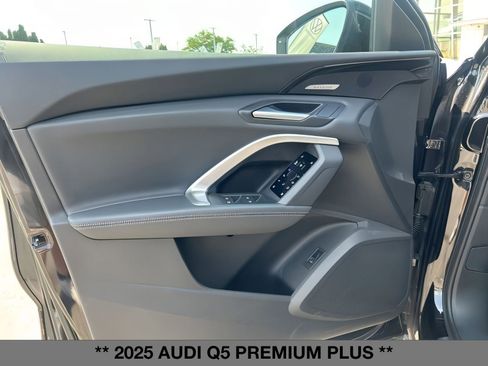 New 2025 Audi Q5 Premium Plus image 17