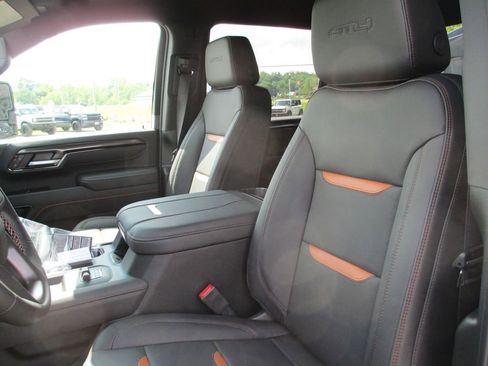 New 2026 GMC Sierra 2500 AT4 AWD/4WD image 12