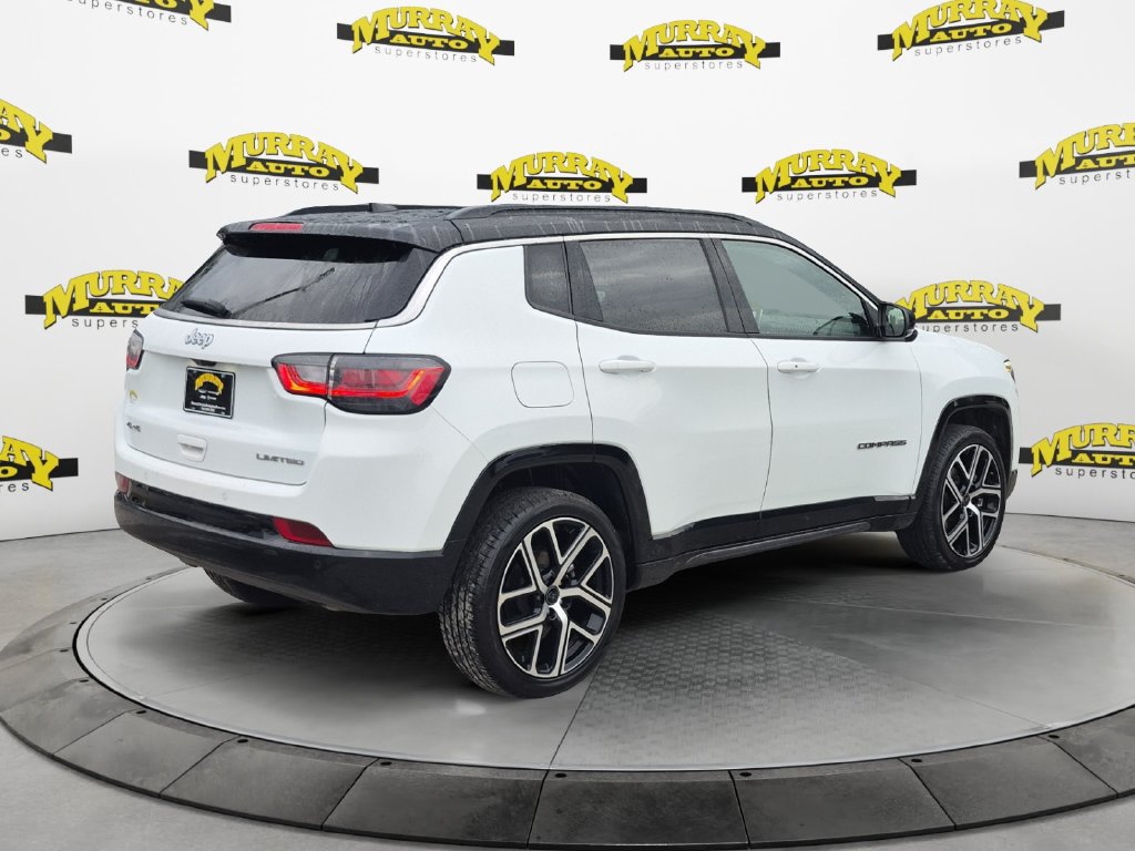 Used 2025 Jeep Compass Limited w/ Elite Group AWD/4WD image 5