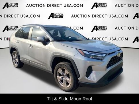 Used 2023 Toyota RAV4 XLE w/ Convenience Package FWD image 5