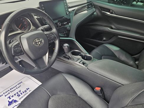 Used 2023 Toyota Camry XSE image 7