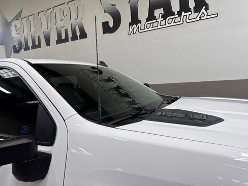 Used 2024 Chevrolet Silverado 2500 LT w/ Convenience Package image 70