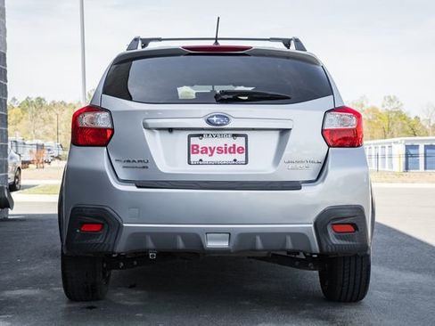 Used 2017 Subaru Crosstrek 2.0i Premium image 7