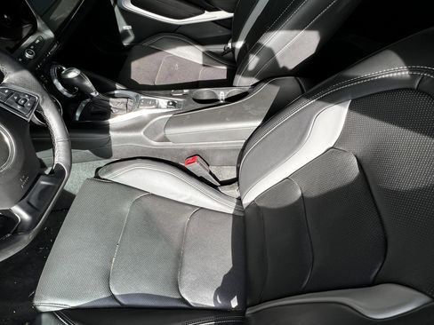 Used 2018 Chevrolet Camaro LT image 16