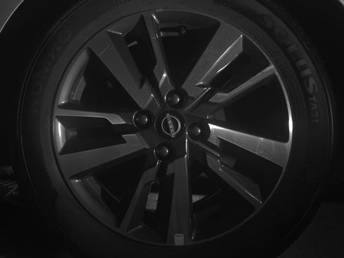 Used 2025 Nissan Versa SV image 14