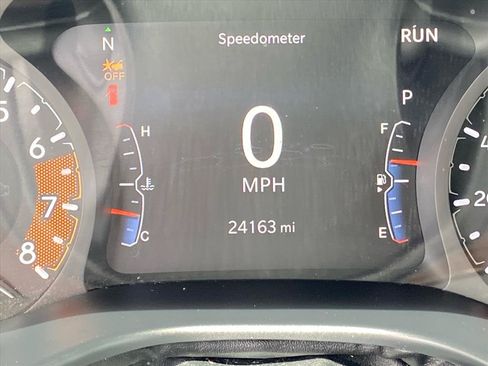 Used 2023 Jeep Compass Latitude AWD/4WD image 21