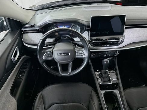Used 2022 Jeep Compass Latitude AWD/4WD image 4