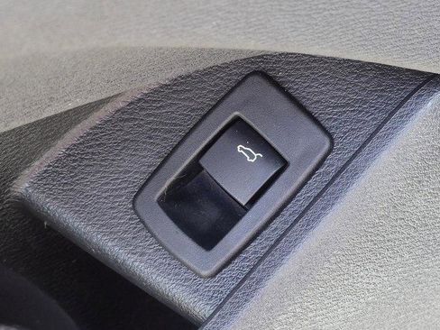 Used 2020 BMW X2 xDrive28i w/ Convenience Package AWD/4WD image 12