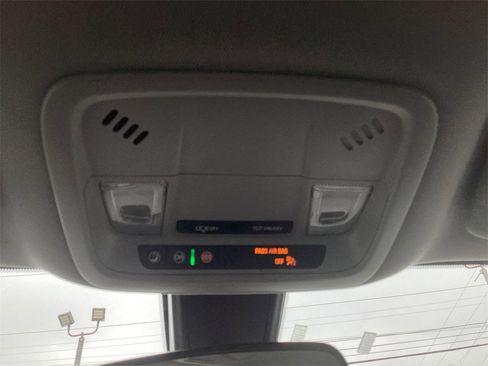 Used 2022 Chevrolet Malibu LT image 23