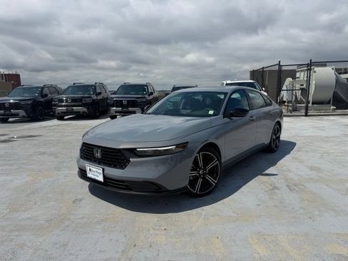Certified 2026 Honda Accord SE image 1