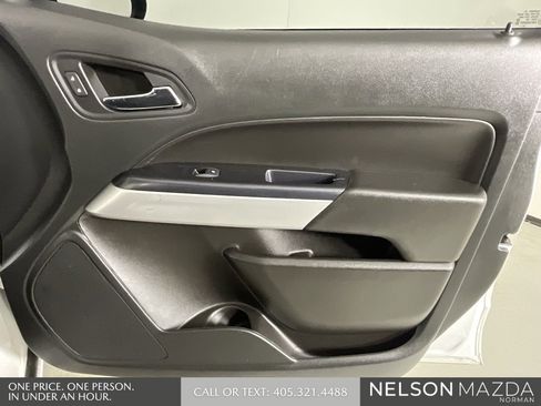 Used 2020 Chevrolet Colorado LT w/ Safety Package image 16