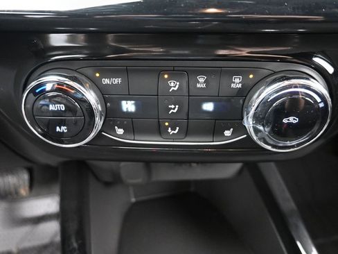 New 2026 Chevrolet Trax RS w/ Driver Confidence Package FWD image 15