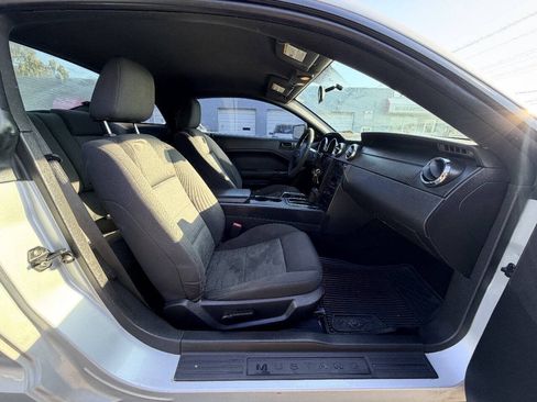 Used 2007 Ford Mustang Coupe RWD image 23