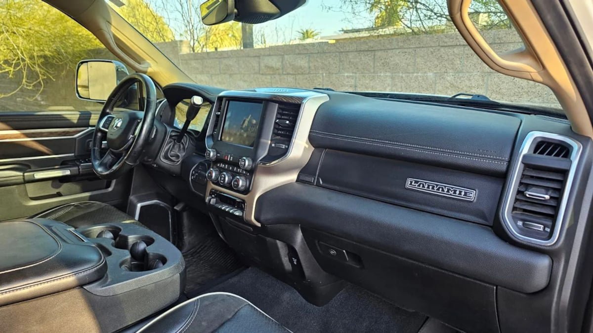 Used 2019 RAM 3500 Laramie AWD/4WD image 43