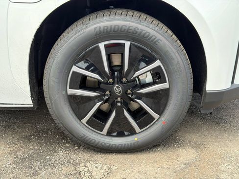 New 2026 Toyota bZ FWD image 13