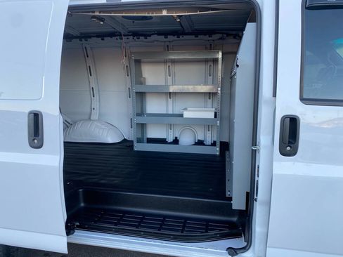 Used 2019 Chevrolet Express 2500 w/ Driver Convenience Package image 15