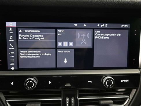 Certified 2024 Porsche Macan AWD/4WD image 13