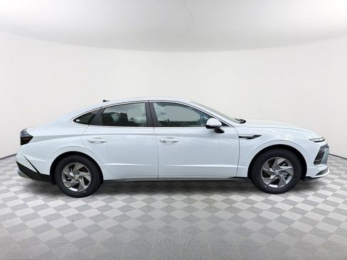 New 2026 Hyundai Sonata SE FWD image 4