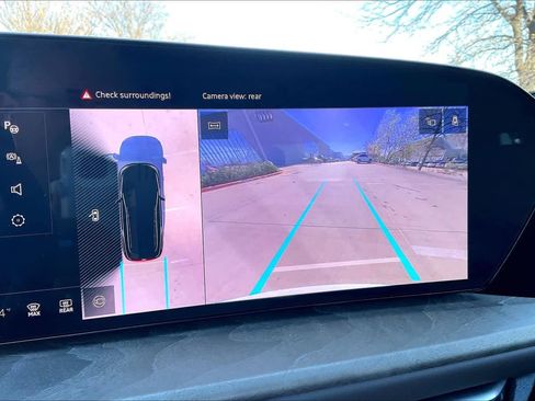 Used 2025 Audi Q5 Premium w/ Convenience Package image 26