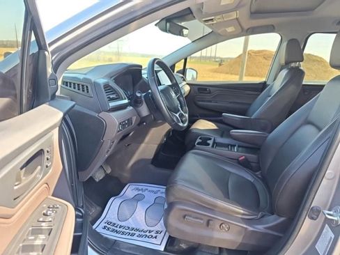 Used 2023 Honda Odyssey EX-L image 8